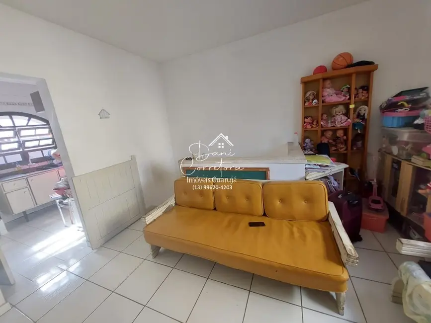 Sobrado com 2 quartos à venda em Vila Santo Antônio, Guaruja - SP - imagem 2 Foto 2 de Sobrado com 2 quartos à venda em Vila Santo Antônio, Guaruja - SP