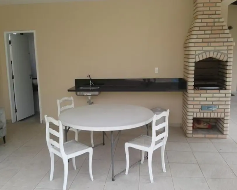 Sobrado com 3 quartos à venda e para alugar, 160m2 em Enseada, Guaruja - SP - imagem 9 Foto 9 de Sobrado com 3 quartos à venda e para alugar, 160m2 em Enseada, Guaruja - SP