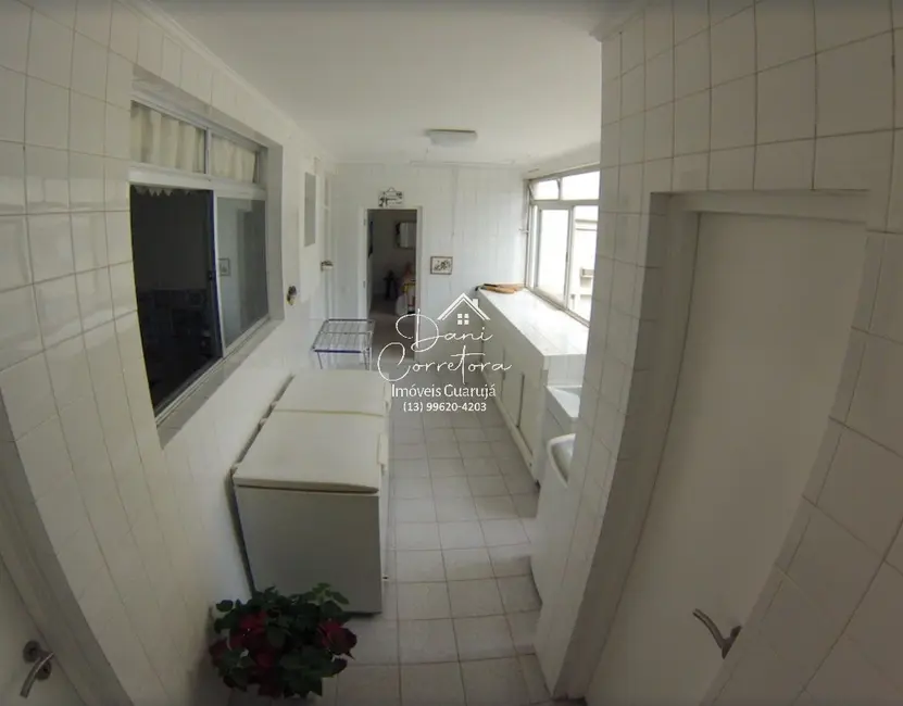 Apartamento com 5 quartos à venda e para alugar, 220m2 em Pitangueiras, Guaruja - SP - imagem 9 Foto 9 de Apartamento com 5 quartos à venda e para alugar, 220m2 em Pitangueiras, Guaruja - SP