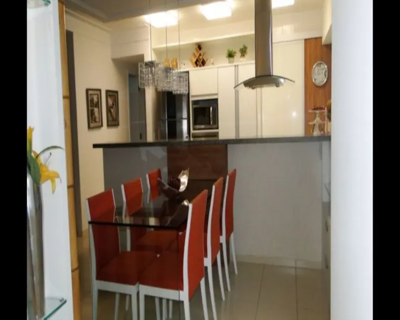 Apartamento com 4 quartos à venda e para alugar, 124m2 em Enseada, Guaruja - SP - imagem 6 Foto 6 de Apartamento com 4 quartos à venda e para alugar, 124m2 em Enseada, Guaruja - SP