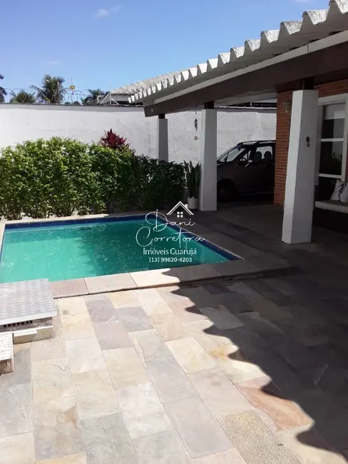 Sobrado com 5 quartos à venda, 178m2 em Enseada, Guaruja - SP - imagem 2 Foto 2 de Sobrado com 5 quartos à venda, 178m2 em Enseada, Guaruja - SP