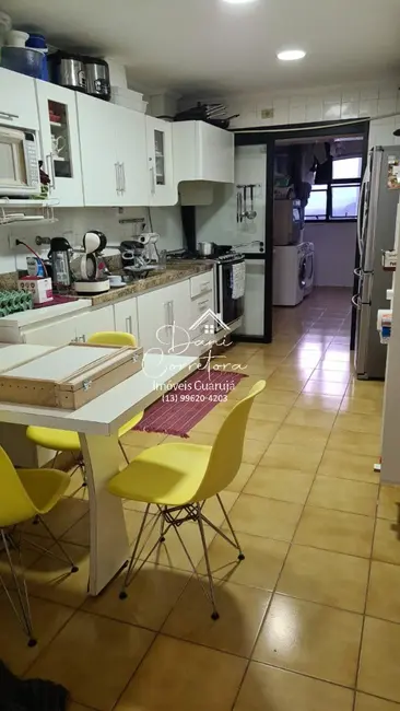 Apartamento com 3 quartos à venda, 171m2 em Pitangueiras, Guaruja - SP - imagem 8 Foto 8 de Apartamento com 3 quartos à venda, 171m2 em Pitangueiras, Guaruja - SP