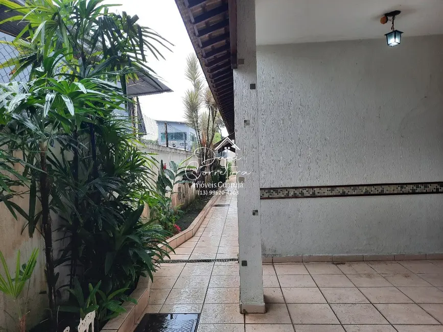 Pousada com 6 quartos à venda e para alugar, 220m2 em Loteamento João Batista Julião, Guaruja - SP - imagem 4 Foto 4 de Pousada com 6 quartos à venda e para alugar, 220m2 em Loteamento João Batista Julião, Guaruja - SP
