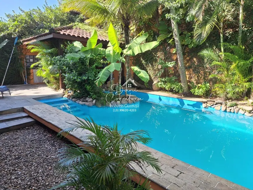 Sobrado com 7 quartos à venda, 320m2 em Enseada, Guaruja - SP - imagem 5 Foto 5 de Sobrado com 7 quartos à venda, 320m2 em Enseada, Guaruja - SP