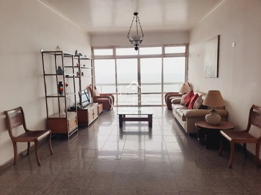 Apartamento com 4 quartos à venda, 185m2 em Pitangueiras, Guaruja - SP - imagem 1 Foto 1 de Apartamento com 4 quartos à venda, 185m2 em Pitangueiras, Guaruja - SP