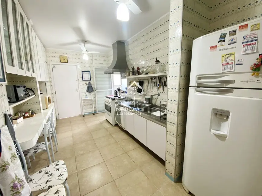 Foto 9 de Apartamento com 4 quartos à venda, 160m2 em Jardim Astúrias, Guaruja - SP