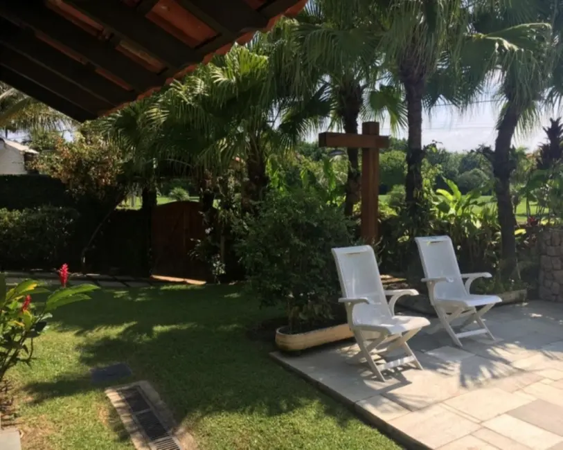 Sobrado com 5 quartos à venda e para alugar, 750m2 em Acapulco, Guaruja - SP - imagem 4 Foto 4 de Sobrado com 5 quartos à venda e para alugar, 750m2 em Acapulco, Guaruja - SP