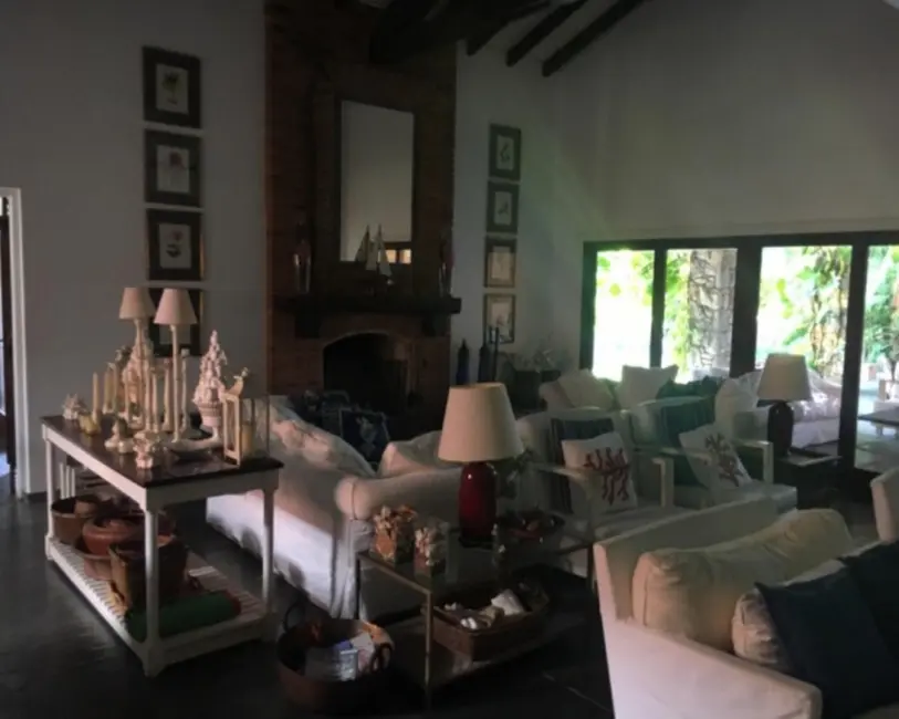 Sobrado com 5 quartos à venda e para alugar, 750m2 em Acapulco, Guaruja - SP - imagem 9 Foto 9 de Sobrado com 5 quartos à venda e para alugar, 750m2 em Acapulco, Guaruja - SP