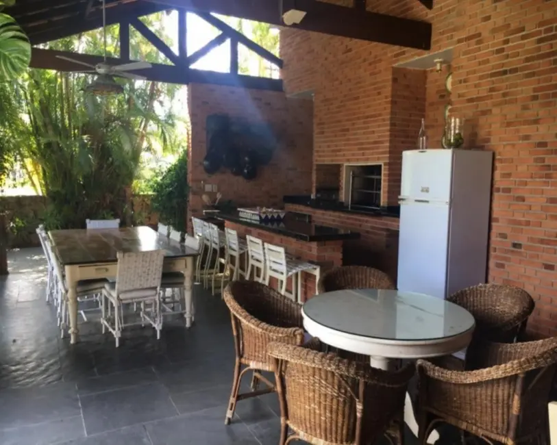 Sobrado com 5 quartos à venda e para alugar, 750m2 em Acapulco, Guaruja - SP - imagem 5 Foto 5 de Sobrado com 5 quartos à venda e para alugar, 750m2 em Acapulco, Guaruja - SP