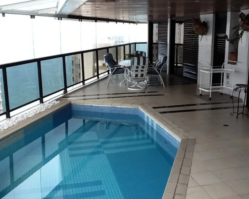 Foto 1 de Apartamento com 4 quartos para alugar, 355m2 em Guaruja - SP