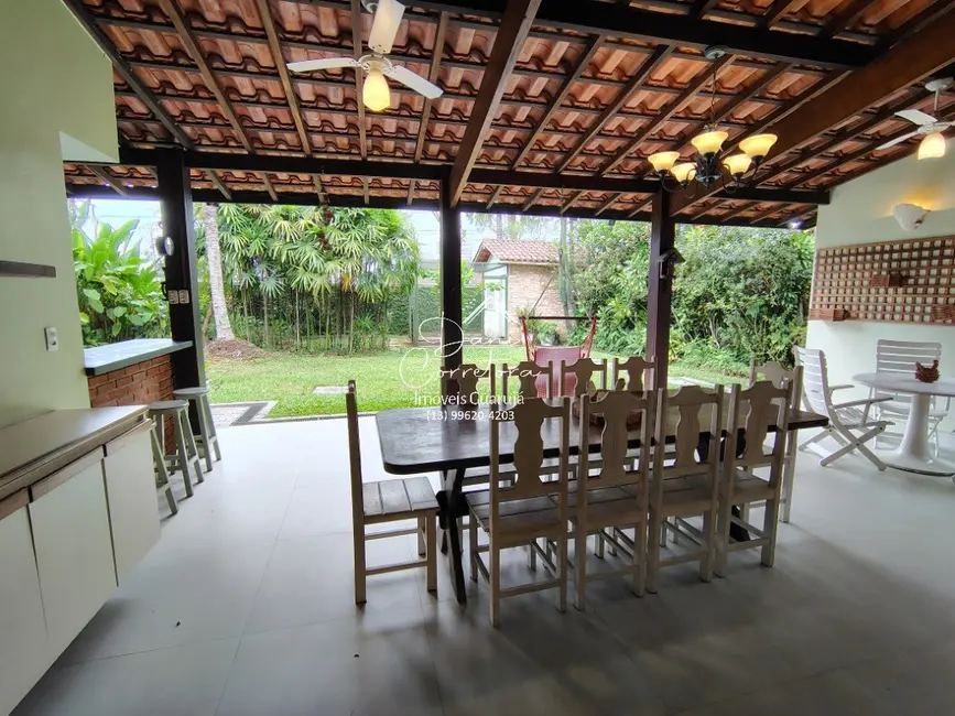Sobrado com 5 quartos à venda e para alugar, 588m2 em Enseada, Guaruja - SP - imagem 8 Foto 8 de Sobrado com 5 quartos à venda e para alugar, 588m2 em Enseada, Guaruja - SP
