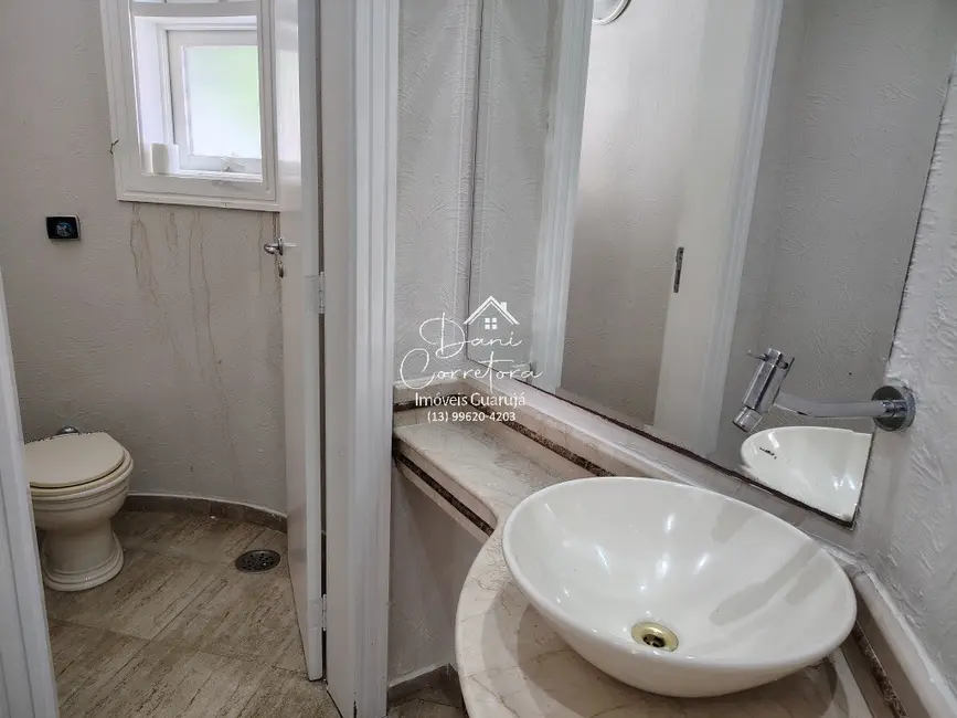 Sobrado com 4 quartos à venda, 588m2 em Enseada, Guaruja - SP - imagem 4 Foto 4 de Sobrado com 4 quartos à venda, 588m2 em Enseada, Guaruja - SP