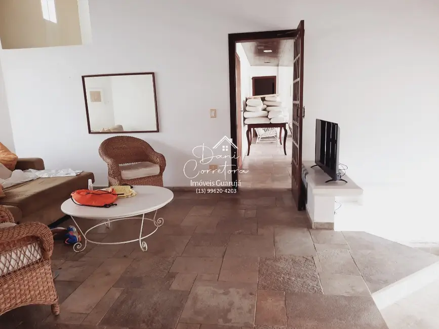 Sobrado com 6 quartos à venda, 480m2 em Jardim Acapulco, Guaruja - SP - imagem 5 Foto 5 de Sobrado com 6 quartos à venda, 480m2 em Jardim Acapulco, Guaruja - SP