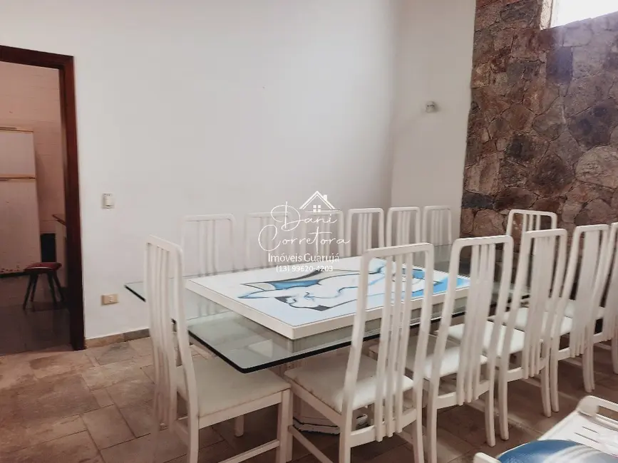 Sobrado com 6 quartos à venda, 480m2 em Jardim Acapulco, Guaruja - SP - imagem 9 Foto 9 de Sobrado com 6 quartos à venda, 480m2 em Jardim Acapulco, Guaruja - SP