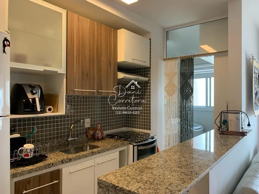 Foto 2 de Apartamento com 2 quartos à venda, 70m2 em Jardim Las Palmas, Guaruja - SP