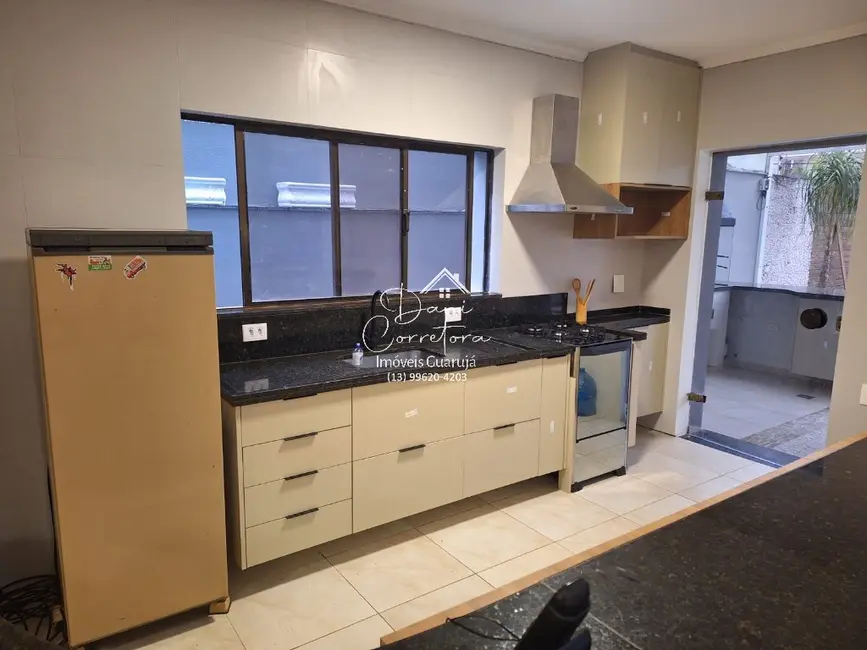 Sobrado com 5 quartos à venda, 250m2 em Jardim Virgínia, Guaruja - SP - imagem 6 Foto 6 de Sobrado com 5 quartos à venda, 250m2 em Jardim Virgínia, Guaruja - SP