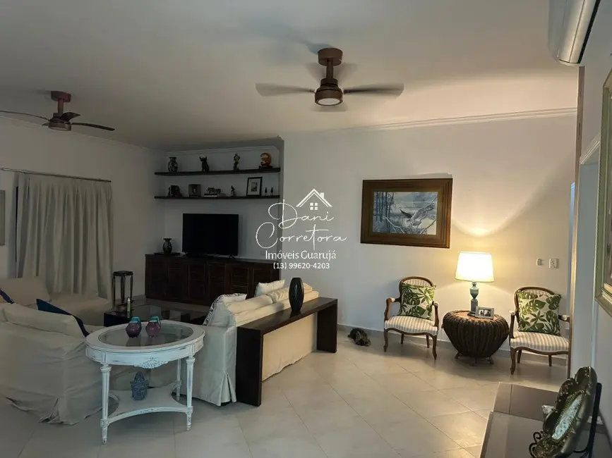 Sobrado com 6 quartos à venda e para alugar, 800m2 em Jardim Acapulco, Guaruja - SP - imagem 2 Foto 2 de Sobrado com 6 quartos à venda e para alugar, 800m2 em Jardim Acapulco, Guaruja - SP