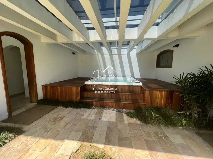 Sobrado com 6 quartos à venda e para alugar, 800m2 em Jardim Acapulco, Guaruja - SP - imagem 4 Foto 4 de Sobrado com 6 quartos à venda e para alugar, 800m2 em Jardim Acapulco, Guaruja - SP