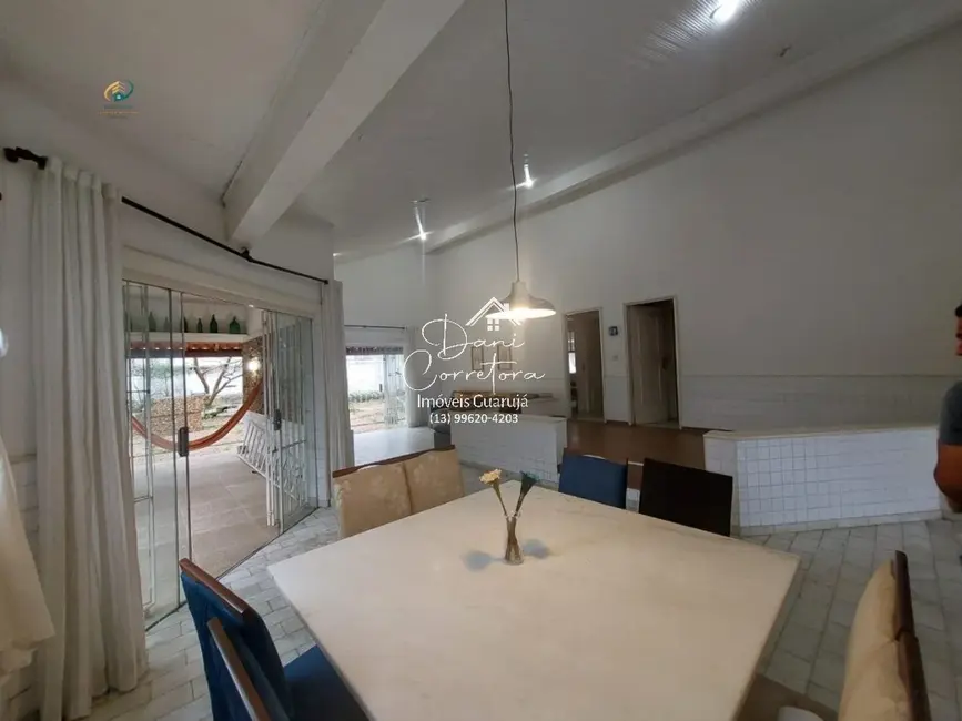 Sobrado com 4 quartos à venda em Enseada, Guaruja - SP - imagem 6 Foto 6 de Sobrado com 4 quartos à venda em Enseada, Guaruja - SP