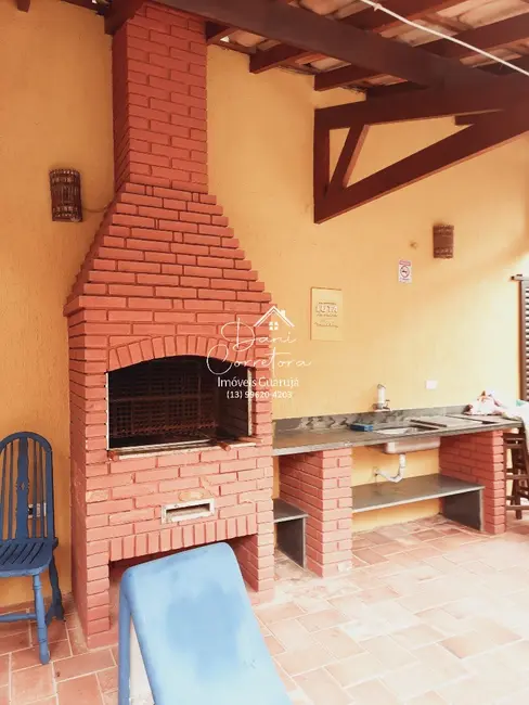 Foto 2 de Sobrado com 7 quartos à venda, 350m2 em Jardim Virgínia, Guaruja - SP