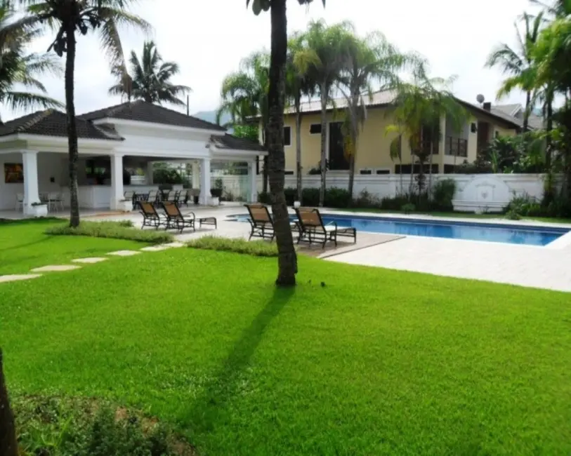 Sobrado com 5 quartos à venda e para alugar, 800m2 em Acapulco, Guaruja - SP - imagem 3 Foto 3 de Sobrado com 5 quartos à venda e para alugar, 800m2 em Acapulco, Guaruja - SP