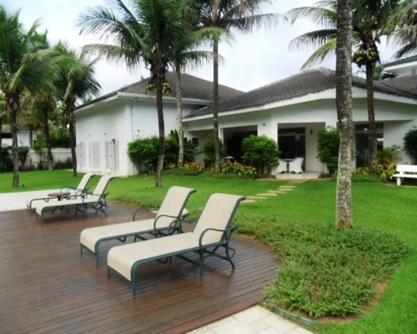 Sobrado com 5 quartos à venda e para alugar, 800m2 em Acapulco, Guaruja - SP - imagem 4 Foto 4 de Sobrado com 5 quartos à venda e para alugar, 800m2 em Acapulco, Guaruja - SP