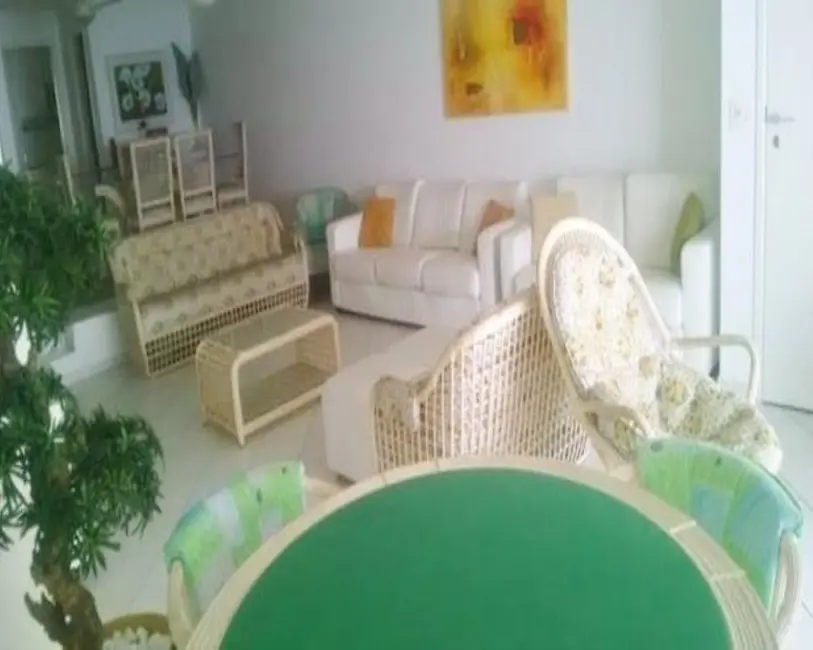 Foto 3 de Apartamento com 3 quartos à venda e para alugar, 200m2 em Guaruja - SP