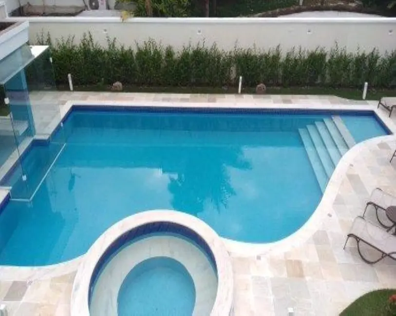 Sobrado com 7 quartos à venda, 875m2 em Acapulco, Guaruja - SP - imagem 6 Foto 6 de Sobrado com 7 quartos à venda, 875m2 em Acapulco, Guaruja - SP