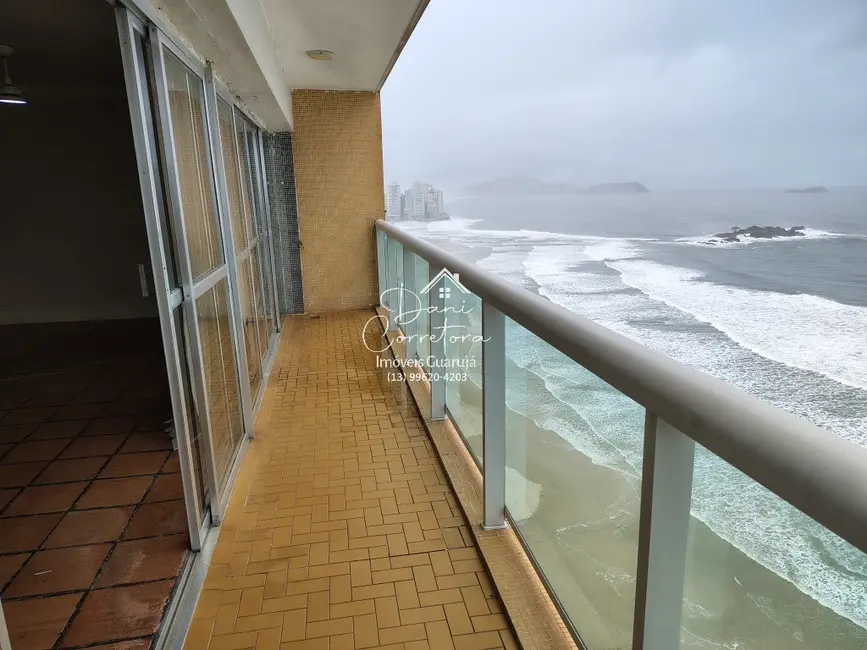 Foto 3 de Apartamento com 4 quartos para alugar, 220m2 em Pitangueiras, Guaruja - SP