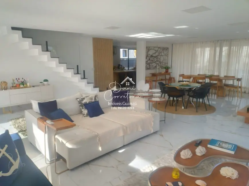 Sobrado com 5 quartos à venda e para alugar, 480m2 em Acapulco, Guaruja - SP - imagem 8 Foto 8 de Sobrado com 5 quartos à venda e para alugar, 480m2 em Acapulco, Guaruja - SP