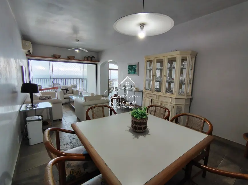 Apartamento com 3 quartos à venda, 226m2 em Pitangueiras, Guaruja - SP - imagem 4 Foto 4 de Apartamento com 3 quartos à venda, 226m2 em Pitangueiras, Guaruja - SP