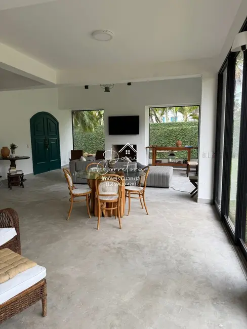 Sobrado com 4 quartos à venda, 320m2 em Balneário Praia do Pernambuco, Guaruja - SP - imagem 8 Foto 8 de Sobrado com 4 quartos à venda, 320m2 em Balneário Praia do Pernambuco, Guaruja - SP