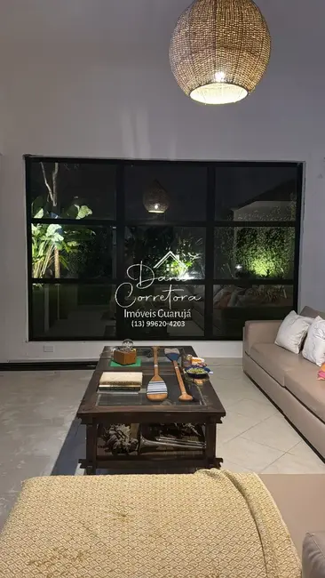 Sobrado com 4 quartos à venda, 320m2 em Balneário Praia do Pernambuco, Guaruja - SP - imagem 7 Foto 7 de Sobrado com 4 quartos à venda, 320m2 em Balneário Praia do Pernambuco, Guaruja - SP