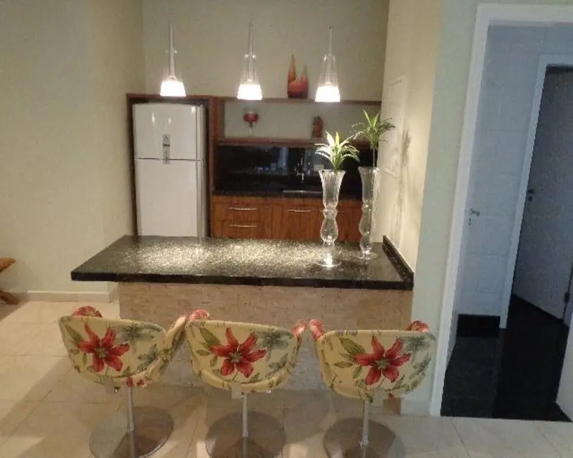 Foto 1 de Apartamento com 3 quartos à venda, 115m2 em Enseada, Guaruja - SP