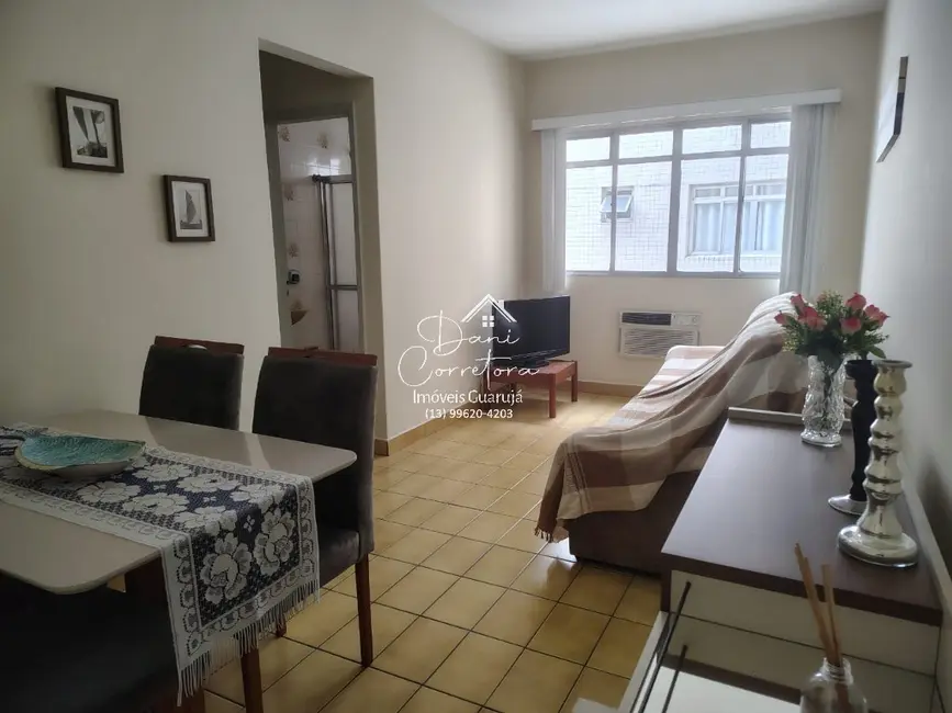 Foto 2 de Apartamento com 2 quartos para alugar, 70m2 em Jardim Las Palmas, Guaruja - SP