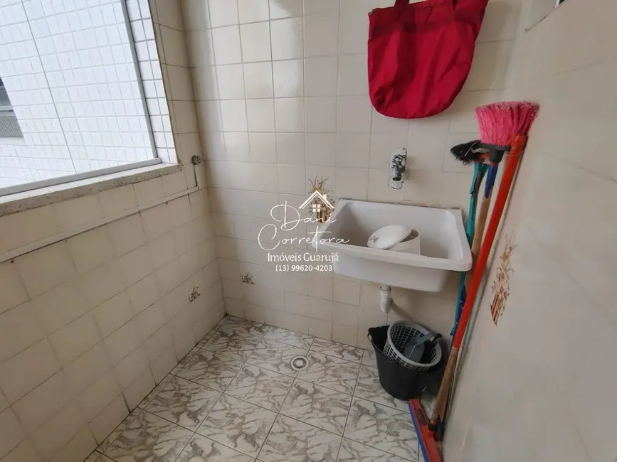 Foto 9 de Apartamento com 2 quartos para alugar, 70m2 em Jardim Las Palmas, Guaruja - SP