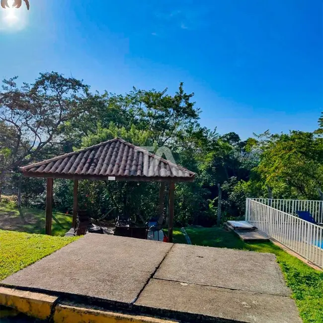 Foto 2 de Sobrado com 3 quartos à venda, 140m2 em Jardim Cristina, Pindamonhangaba - SP