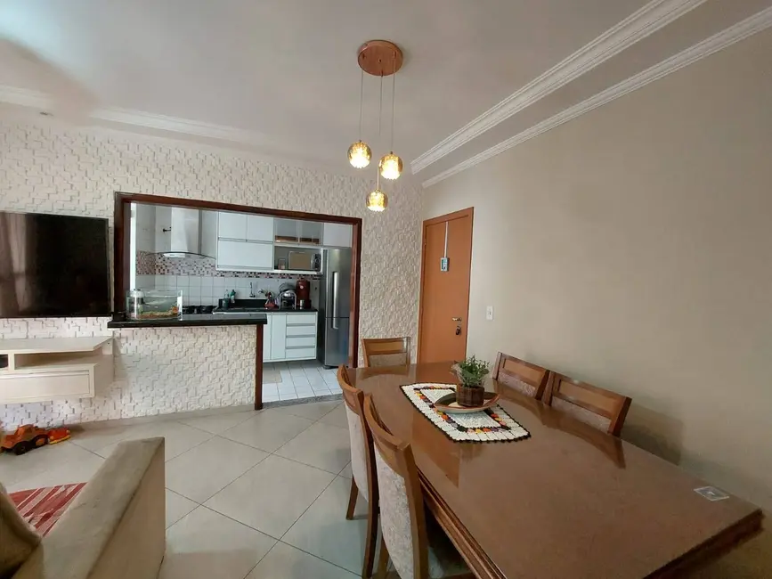 Foto 1 de Apartamento com 2 quartos à venda em Centro, Pindamonhangaba - SP