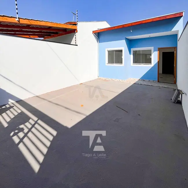 Foto 2 de Casa com 2 quartos à venda, 125m2 em Conjunto Habitacional Terra dos Ipês I (Norte), Pindamonhangaba - SP