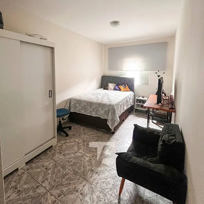 Foto 8 de Casa com 2 quartos à venda, 150m2 em Alto do Cardoso, Pindamonhangaba - SP