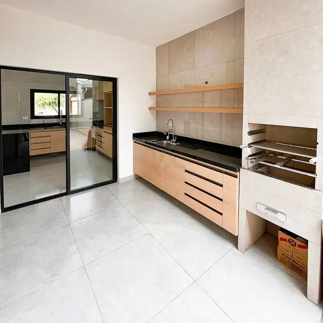 Casa de Condomínio com 3 quartos à venda, 175m2 em Residencial Maricá, Pindamonhangaba - SP - imagem 5 Foto 5 de Casa de Condomínio com 3 quartos à venda, 175m2 em Residencial Maricá, Pindamonhangaba - SP