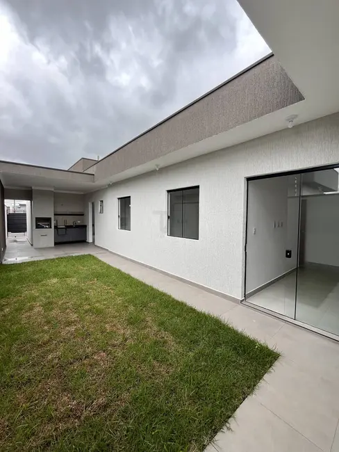 Foto 1 de Casa com 3 quartos à venda, 175m2 em Loteamento Santa Clara, Pindamonhangaba - SP