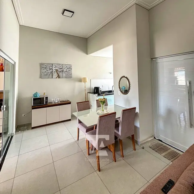 Foto 4 de Casa de Condomínio com 2 quartos à venda, 175m2 em Residencial Maricá, Pindamonhangaba - SP