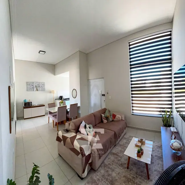 Foto 3 de Casa de Condomínio com 2 quartos à venda, 175m2 em Residencial Maricá, Pindamonhangaba - SP