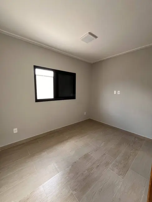 Foto 5 de Casa com 3 quartos à venda, 200m2 em Residencial Parque das Palmeiras, Pindamonhangaba - SP