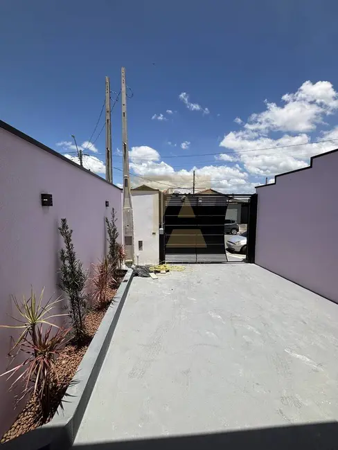 Foto 2 de Casa com 2 quartos à venda, 125m2 em Cidade Nova, Pindamonhangaba - SP