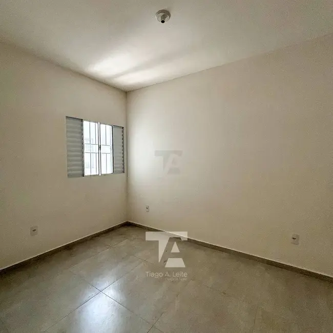 Foto 7 de Casa com 2 quartos à venda, 125m2 em Conjunto Habitacional Terra dos Ipês, Pindamonhangaba - SP