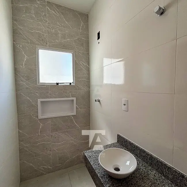 Foto 5 de Casa com 2 quartos à venda, 125m2 em Conjunto Habitacional Terra dos Ipês, Pindamonhangaba - SP