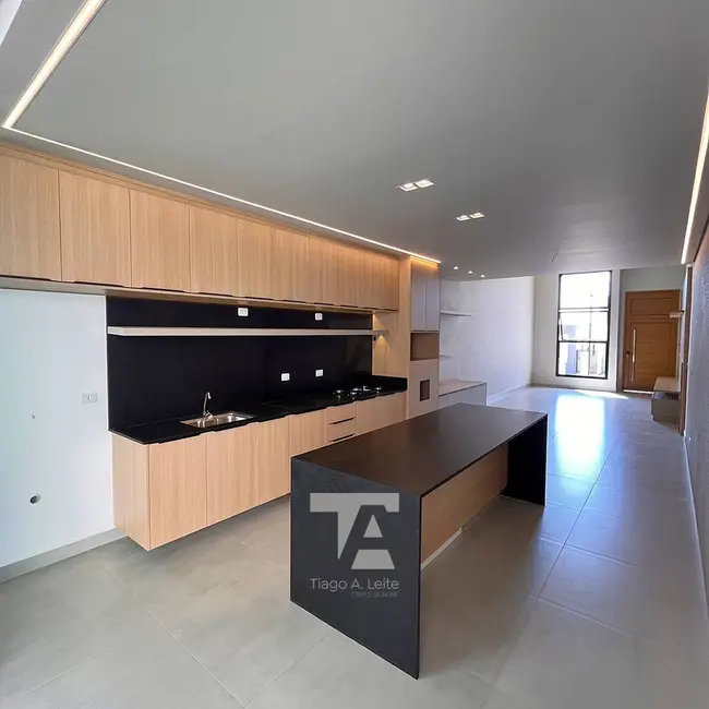 Foto 1 de Casa de Condomínio com 3 quartos à venda, 250m2 em Nossa Senhora do Perpétuo Socorro, Pindamonhangaba - SP