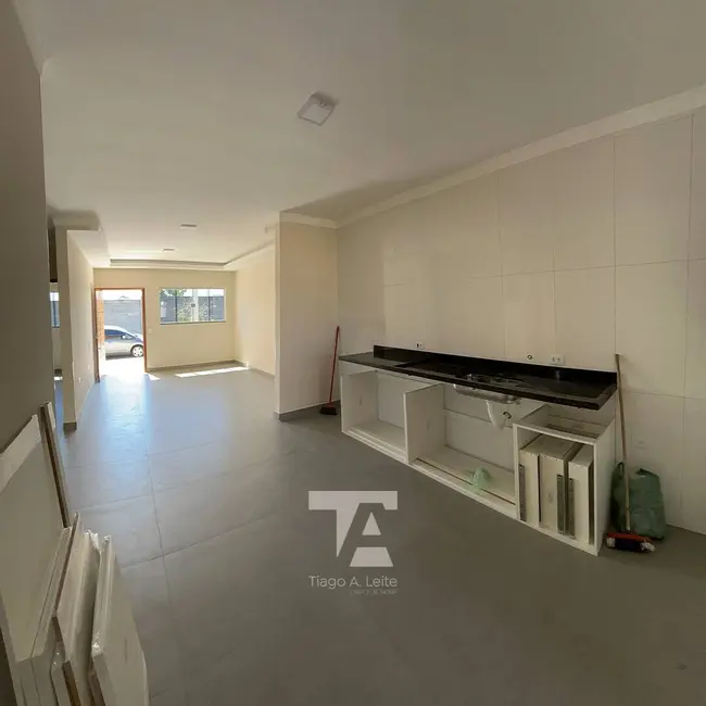 Casa de Condomínio com 3 quartos à venda e para alugar, 175m2 em Loteamento Industrial Água Preta, Pindamonhangaba - SP - imagem 3 Foto 3 de Casa de Condomínio com 3 quartos à venda e para alugar, 175m2 em Loteamento Industrial Água Preta, Pindamonhangaba - SP